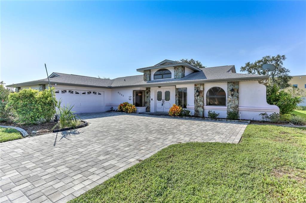 4225 Cavehill Road Spring Hill, FL 34606 - Photo 1 of 1 Front Exterior