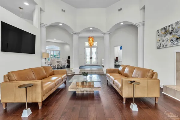 $775,000 | 1 Pueblo Drive, Pensacola, FL 32507