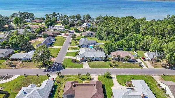 $775,000 | 1 Pueblo Drive, Pensacola, FL 32507