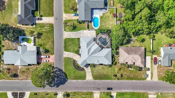 $775,000 | 1 Pueblo Drive, Pensacola, FL 32507
