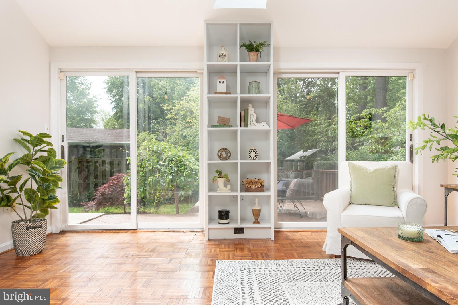 2101 Shenandoah Road Alexandria, VA 22308 - Photo 13 of 44 a living room with furniture and a window with outer view