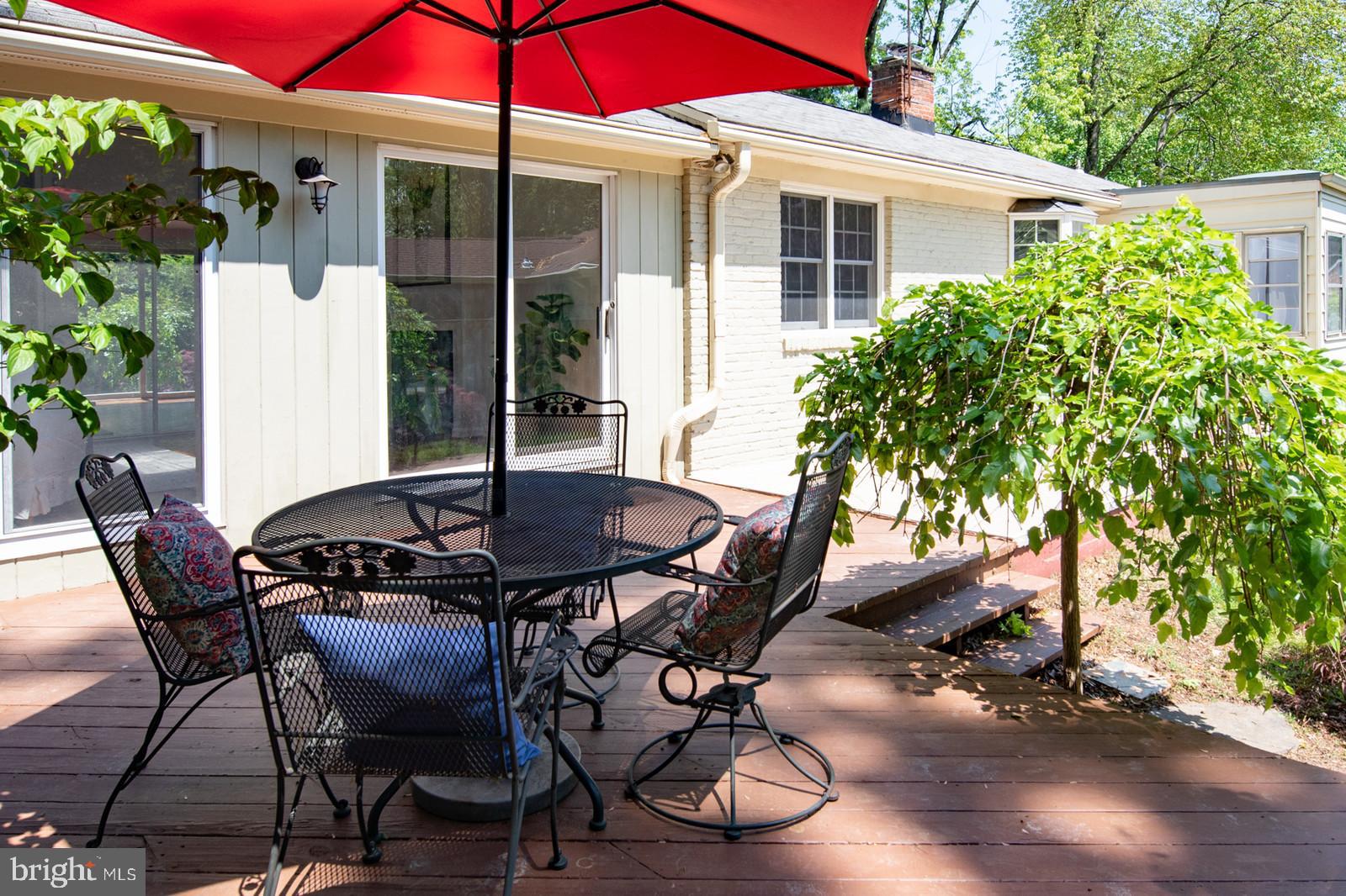 2101 Shenandoah Road Alexandria, VA 22308 - Photo 24 of 44 a view of an outdoor sitting area with furniture