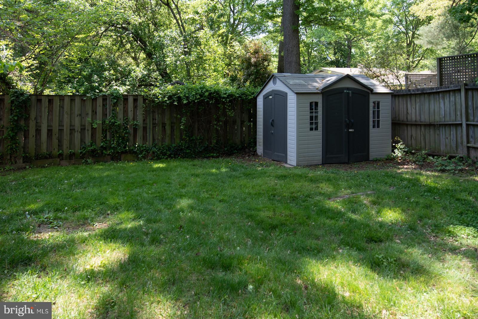 2101 Shenandoah Road Alexandria, VA 22308 - Photo 28 of 44 a front view of a house with garden