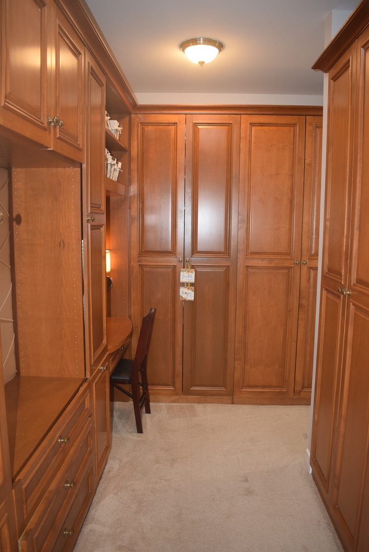 977 Harris Road, Unit 32 Grayslake, IL 60030 - Photo 11 of 16