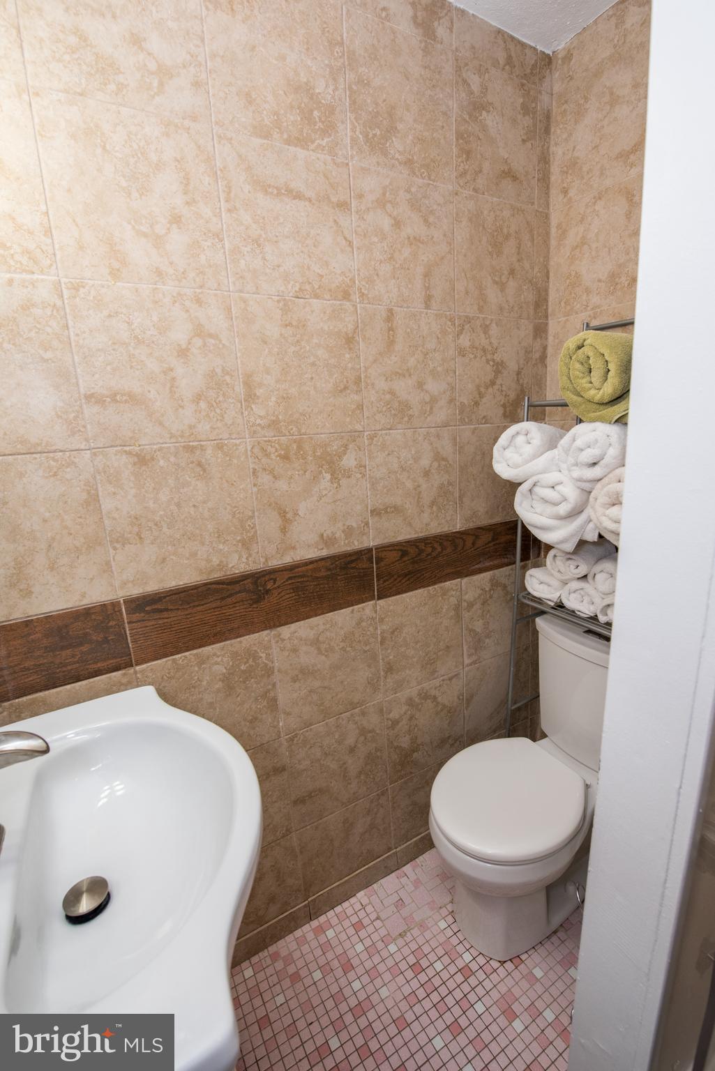 7010 Rising Sun Avenue Philadelphia, PA 19111 - Photo 27 of 53 Gallery Image 27
