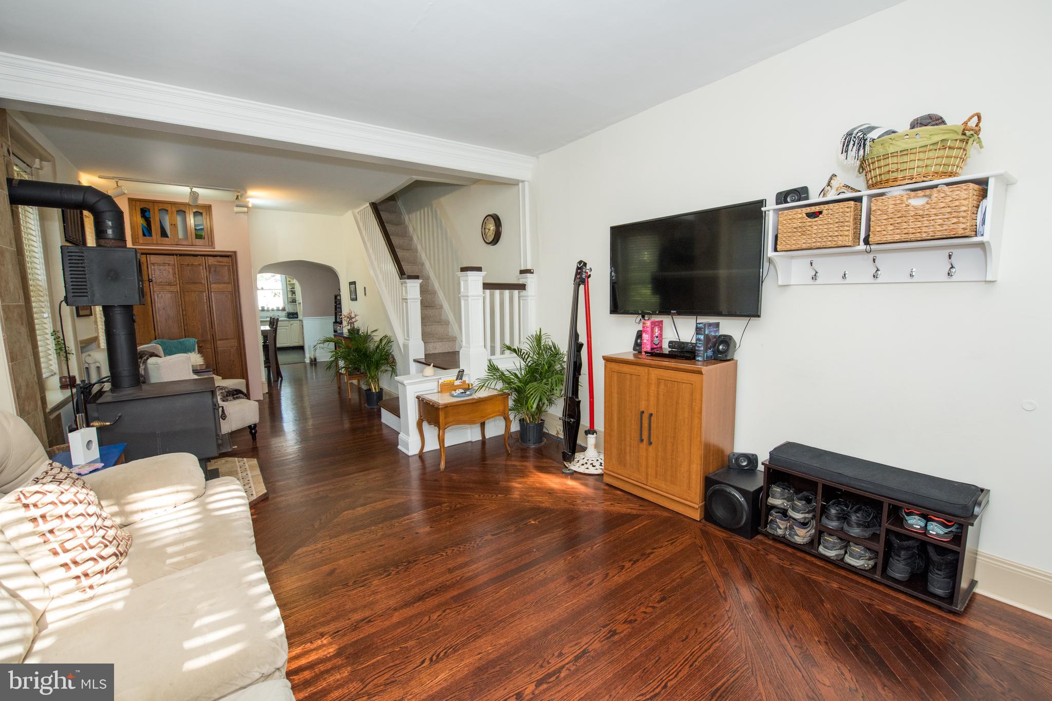 7010 Rising Sun Avenue Philadelphia, PA 19111 - Photo 4 of 53 Gallery Image 4