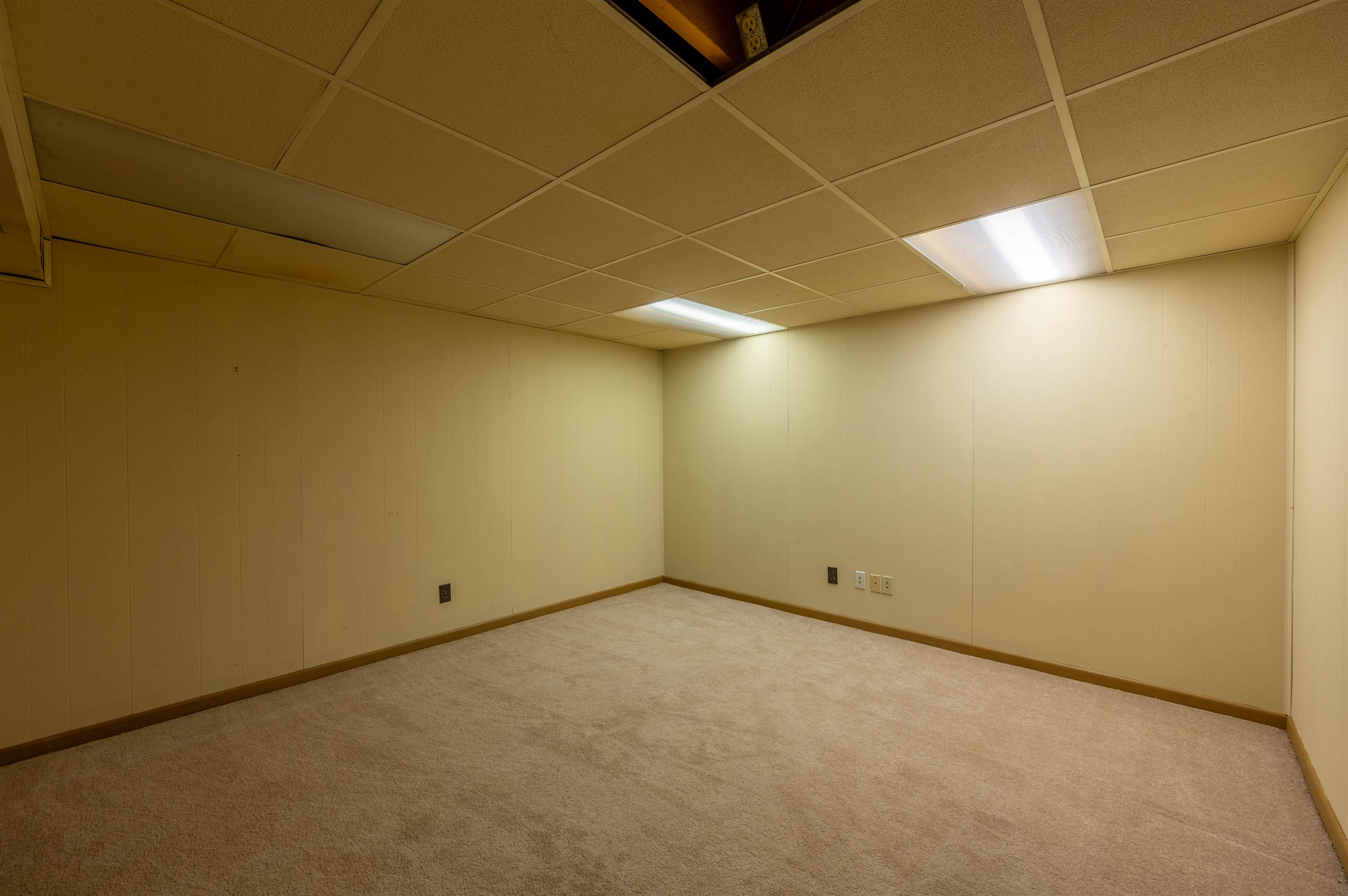 1018 Tee Street Dixon, IL 61021 - Photo 28 of 30 Gallery Image 28