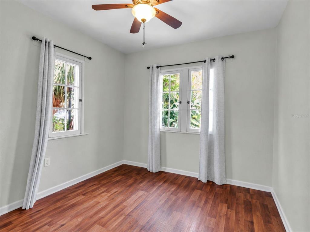 1817 6th Street Sarasota, FL 34236 - Photo 29 of 63