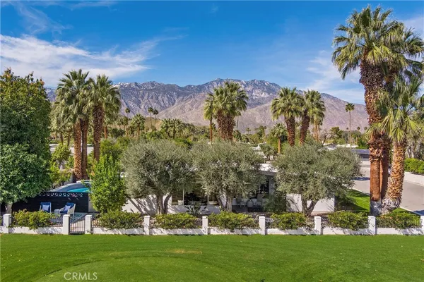 $1,495,000 | 5155 East Bobolink Palm Springs, Palm Springs, CA 92264