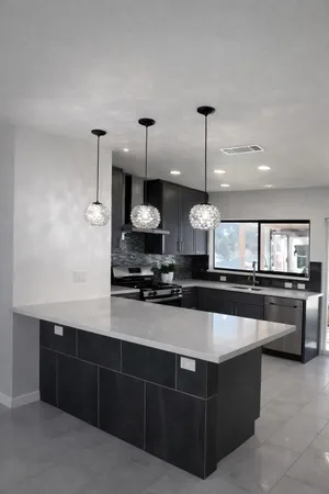 $2,350 | 2014 Pecan Street, Bastrop, TX 78602