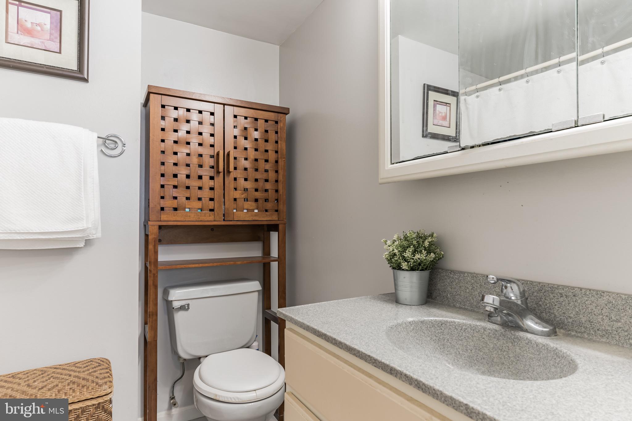 300 Wilson Road Huntingtown, MD 20639 - Photo 34 of 39 Master Bath