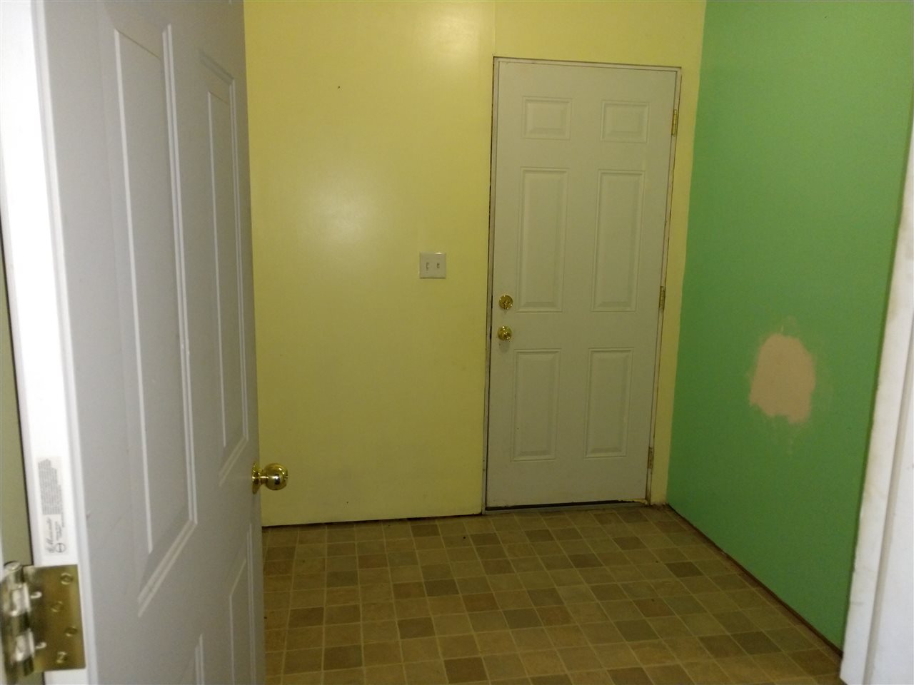 5653 West Monroe Road Alma, MI 48801 - Photo 20 of 44 1865313-19.JPG