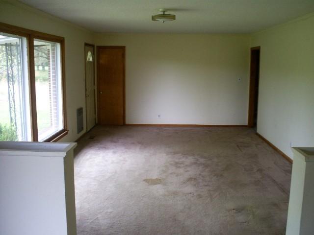 5366 Mansford Road Winchester, TN 37398 - Photo 3 of 11 an empty room with windows
