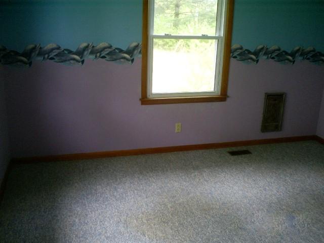5366 Mansford Road Winchester, TN 37398 - Photo 10 of 11 a view of a small space with a window