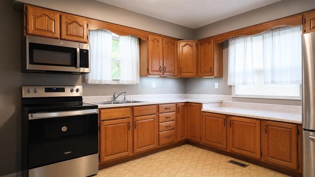 63 Mason 80 Road Ashton, WV 25503 - Photo 7 of 16 Gallery Image 7