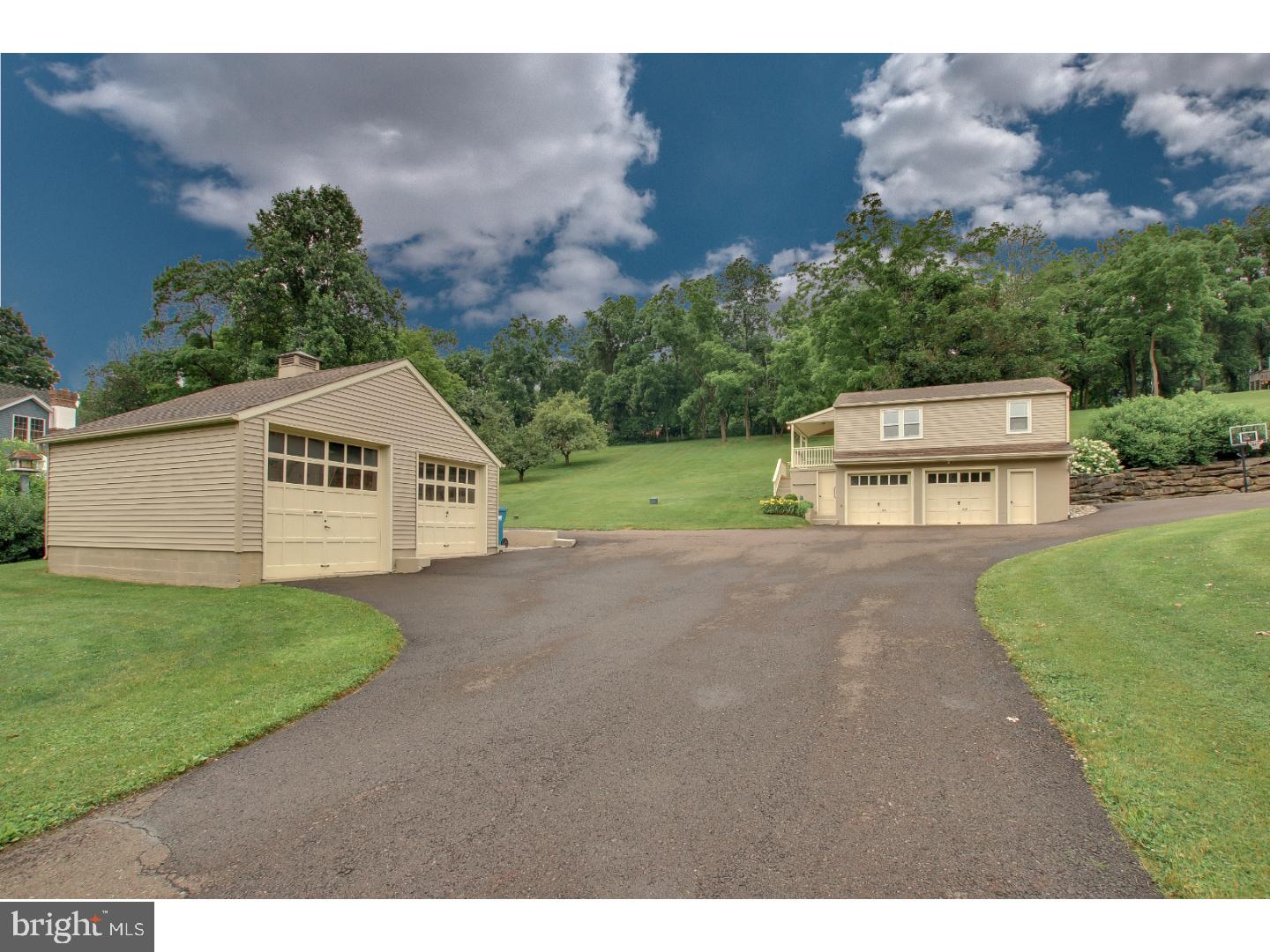 4165 Curly Hill Road Doylestown, PA 18902 - Photo 3 of 25