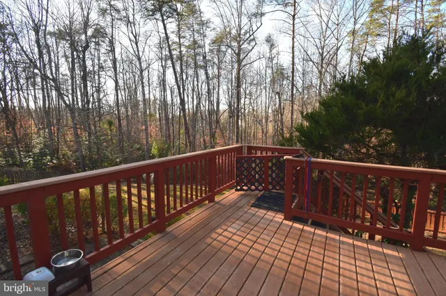 $525,000 | 11016 North Lamont Court, Fredericksburg, VA 22407