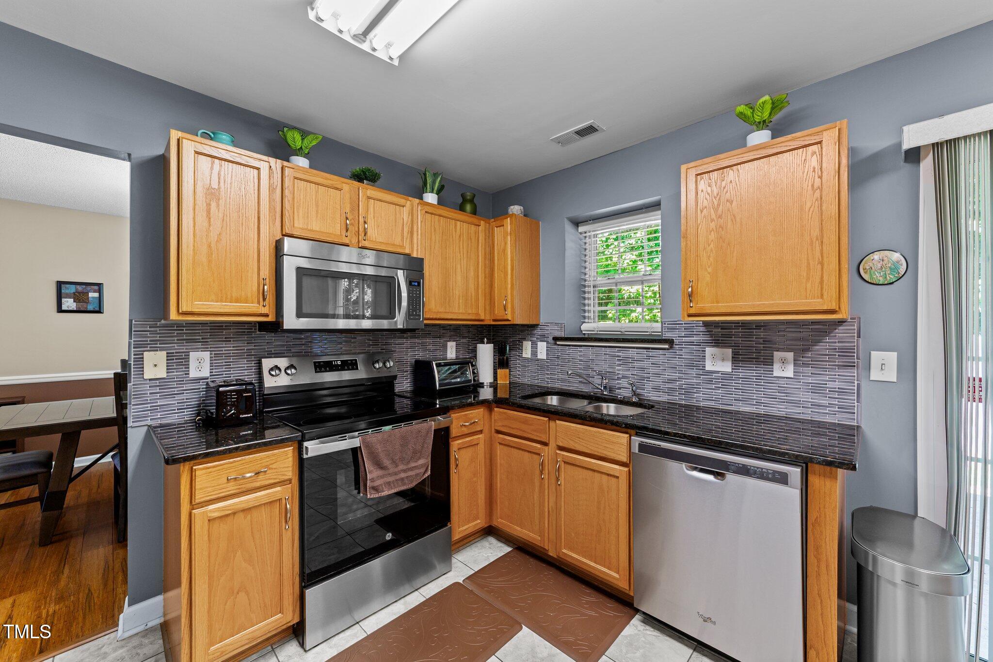 4221 Ivy Hill Road Raleigh, NC 27616 - Photo 12 of 35 11
