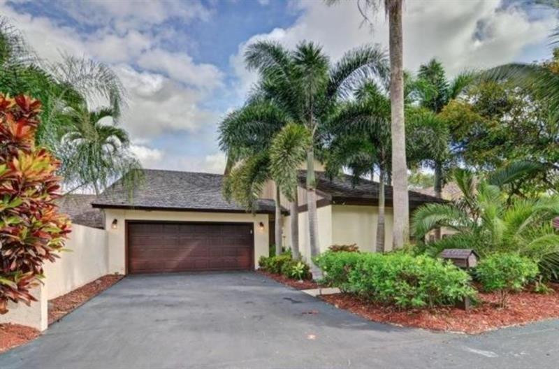 6530 Contempo Lane Boca Raton, FL 33433 - Photo 1 of 35 Photo 1
