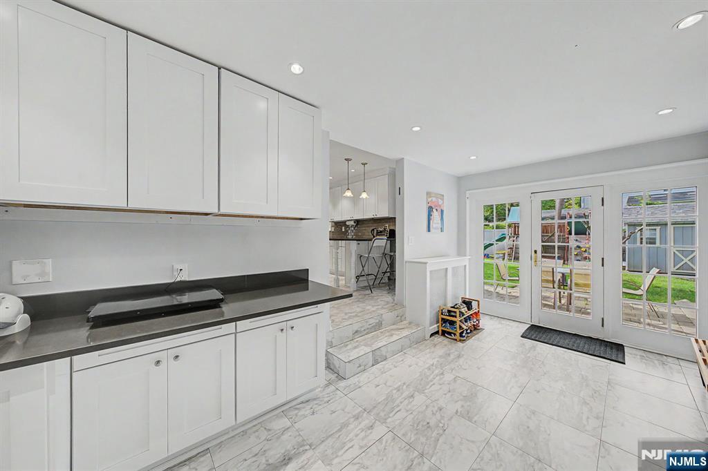 109 Windsor Road Tenafly, NJ 07670 - Photo 21 of 44