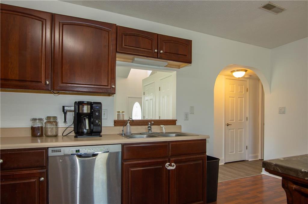 8936 Hosta Way Camby, IN 46113 - Photo 9 of 21 Gallery Image 9