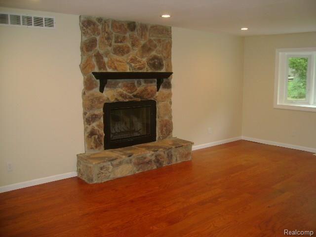3525 Samuel Avenue Rochester Hills, MI 48309 - Photo 6 of 18
