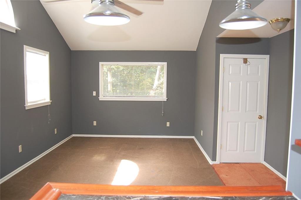 6343 Rattlesnake Road Spencer, IN 47460 - Photo 4 of 36