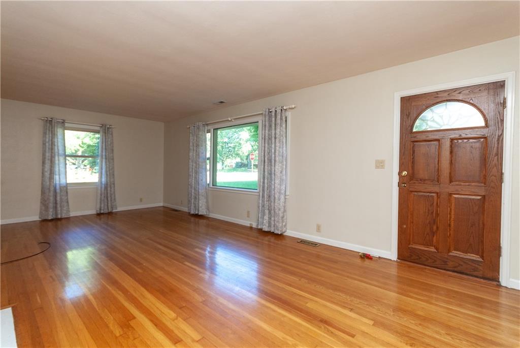 3408 Hawthorne Road Anderson, IN 46011 - Photo 4 of 39 Gallery Image 4