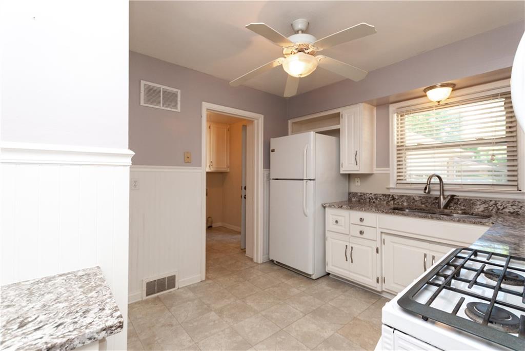 3408 Hawthorne Road Anderson, IN 46011 - Photo 9 of 39 Gallery Image 9