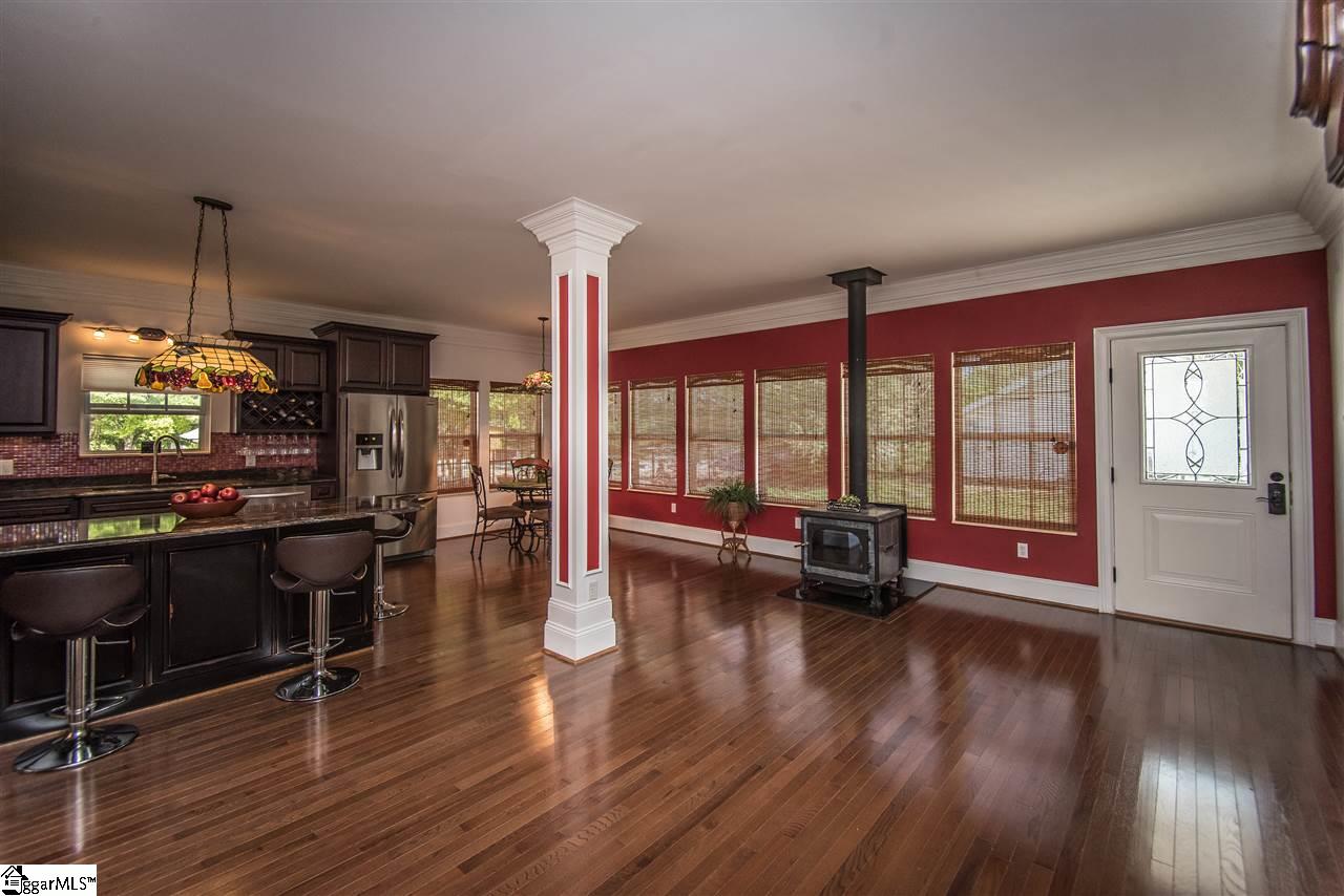 2290 Davis Road Woodruff, SC 29388 - Photo 12 of 36