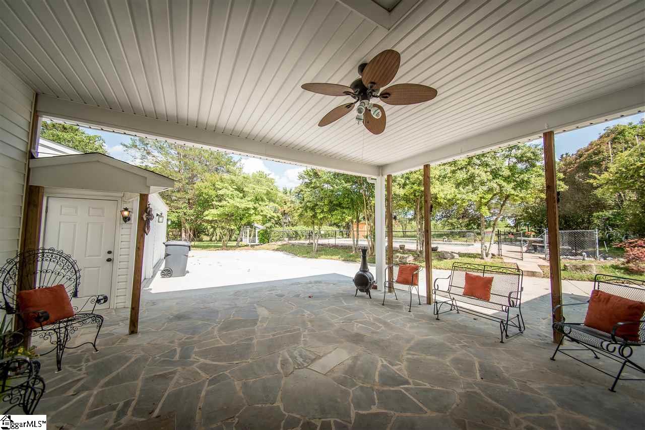 2290 Davis Road Woodruff, SC 29388 - Photo 28 of 36