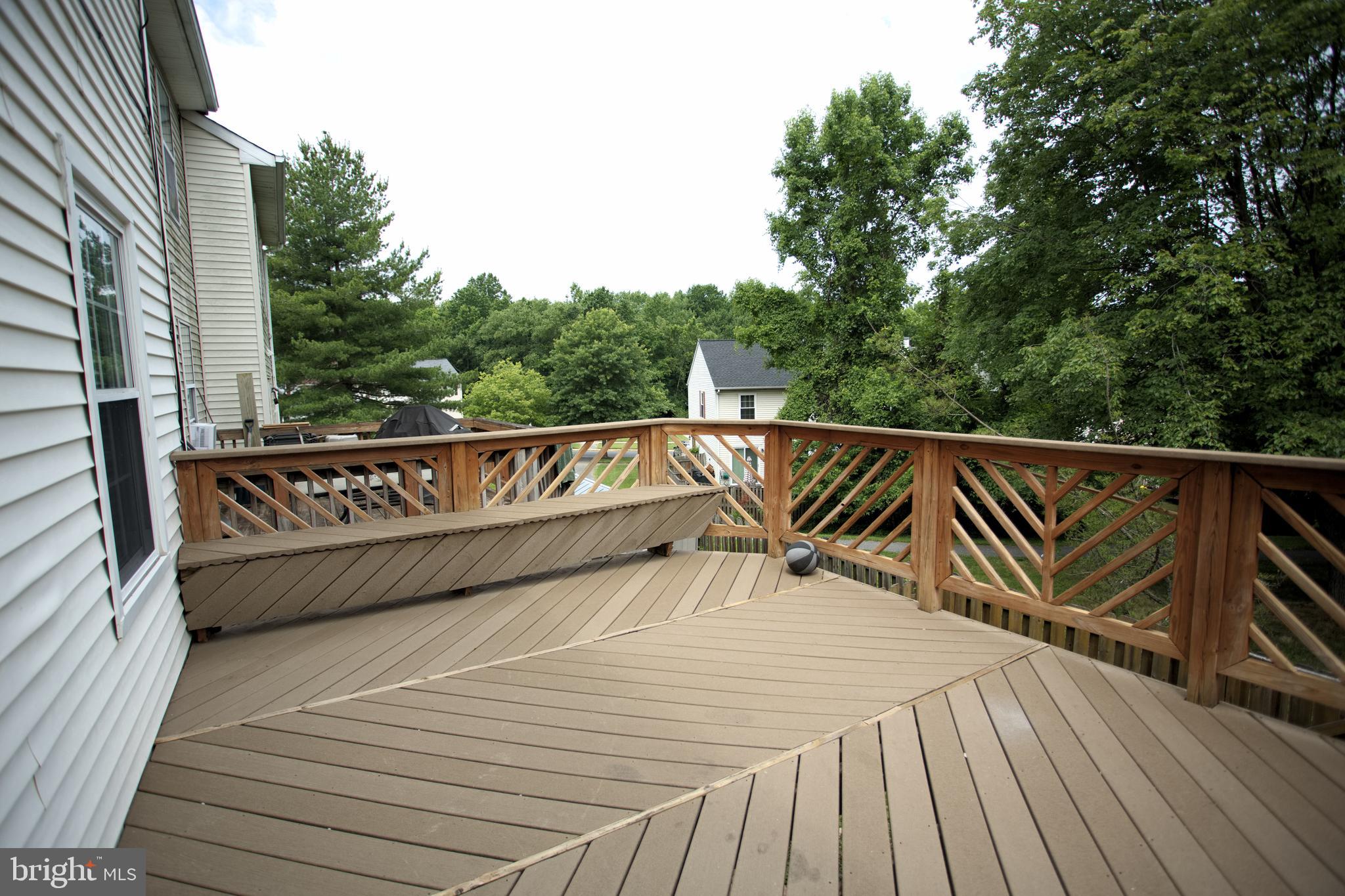 8553 Ritchboro Road District Heights, MD 20747 - Photo 3 of 29 Large Deck