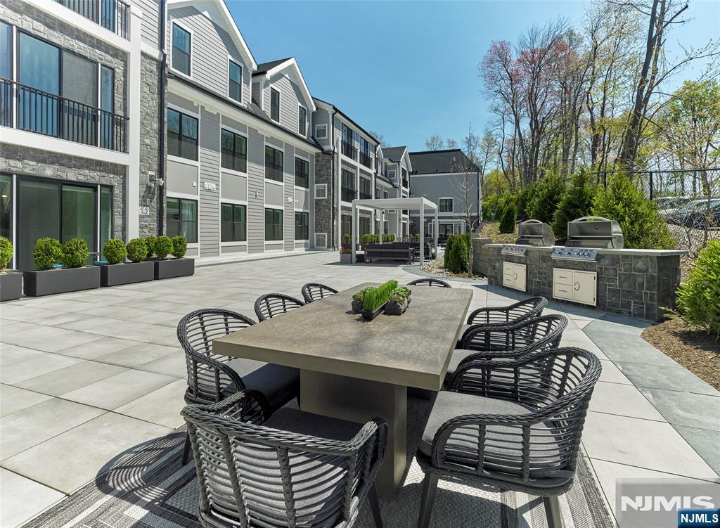 8 Tice Road, Unit 210 Franklin Lakes, NJ 07417 - Photo 18 of 19 Gallery Image 18