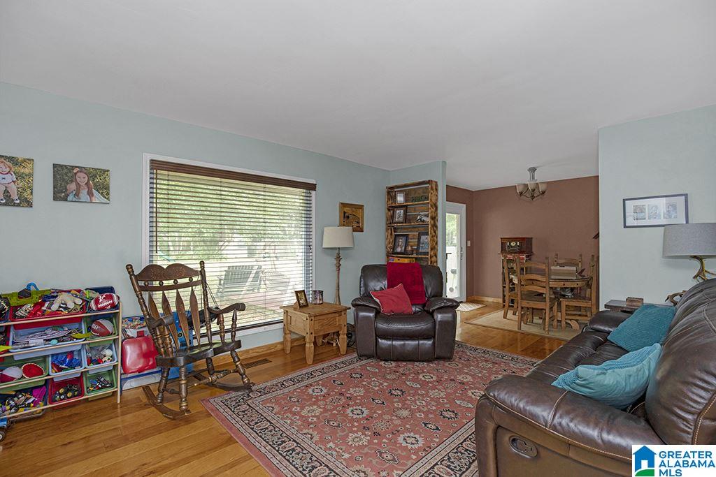 505 Wilderness Road Pelham, AL 35124 - Photo 7 of 23