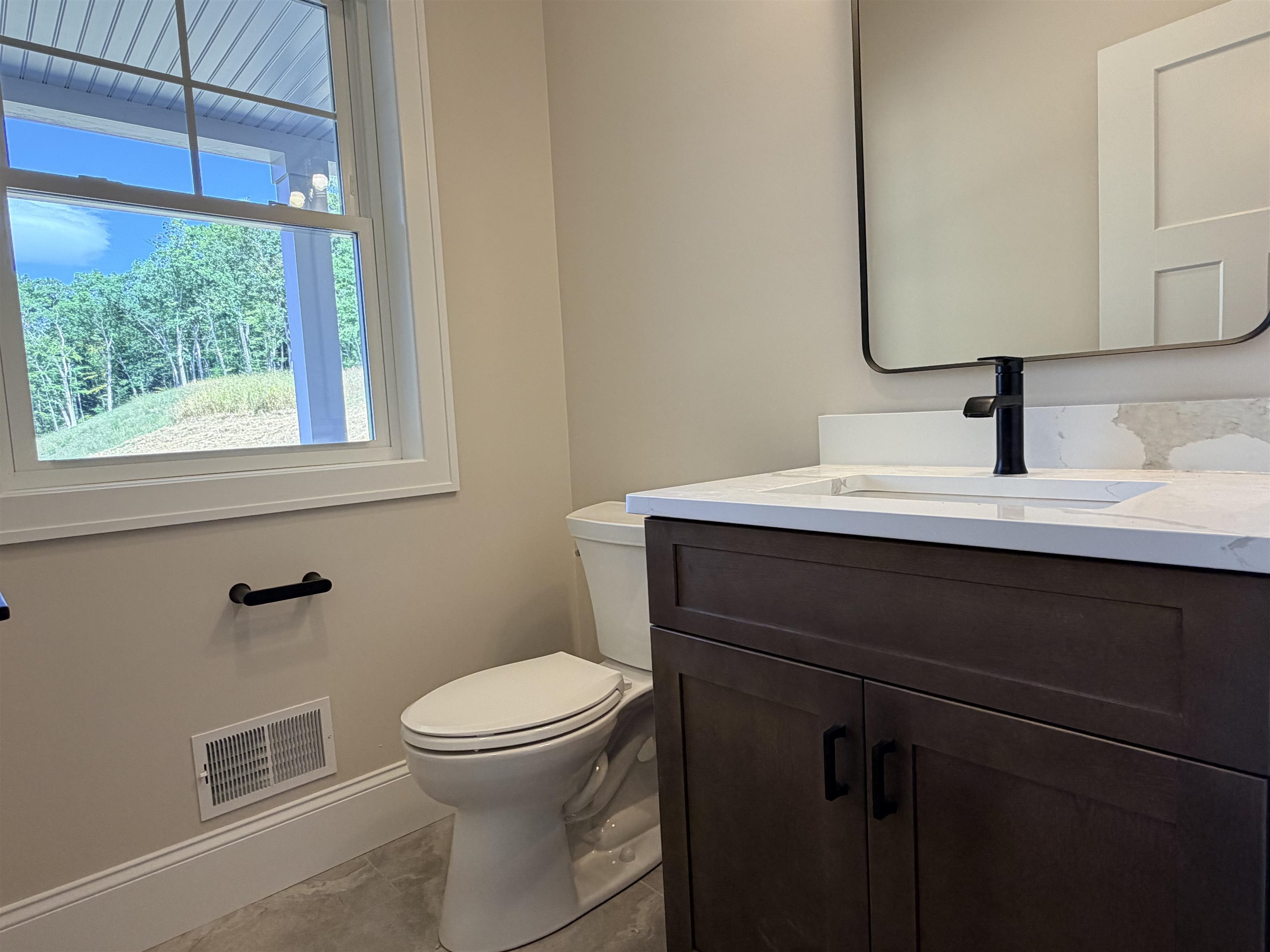 101 A Seaverns Bridge Road Merrimack, NH 03054 - Photo 18 of 47 Gallery Image 18