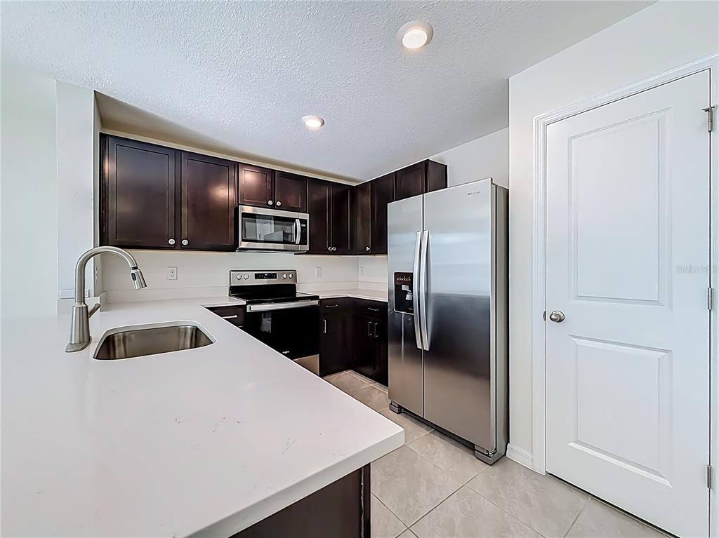 6687 South W 81st Loop Ocala, FL 34476 - Photo 13 of 60