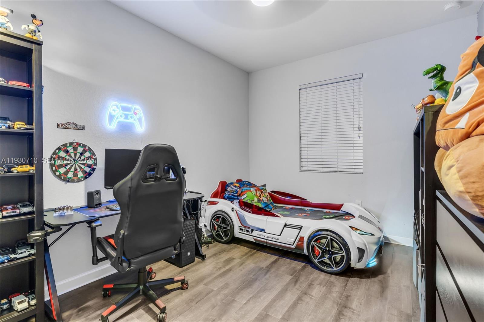 11424 Southwest 251st Street Homestead, FL 33032 - Photo 25 of 43 a view of a room with gym equipment