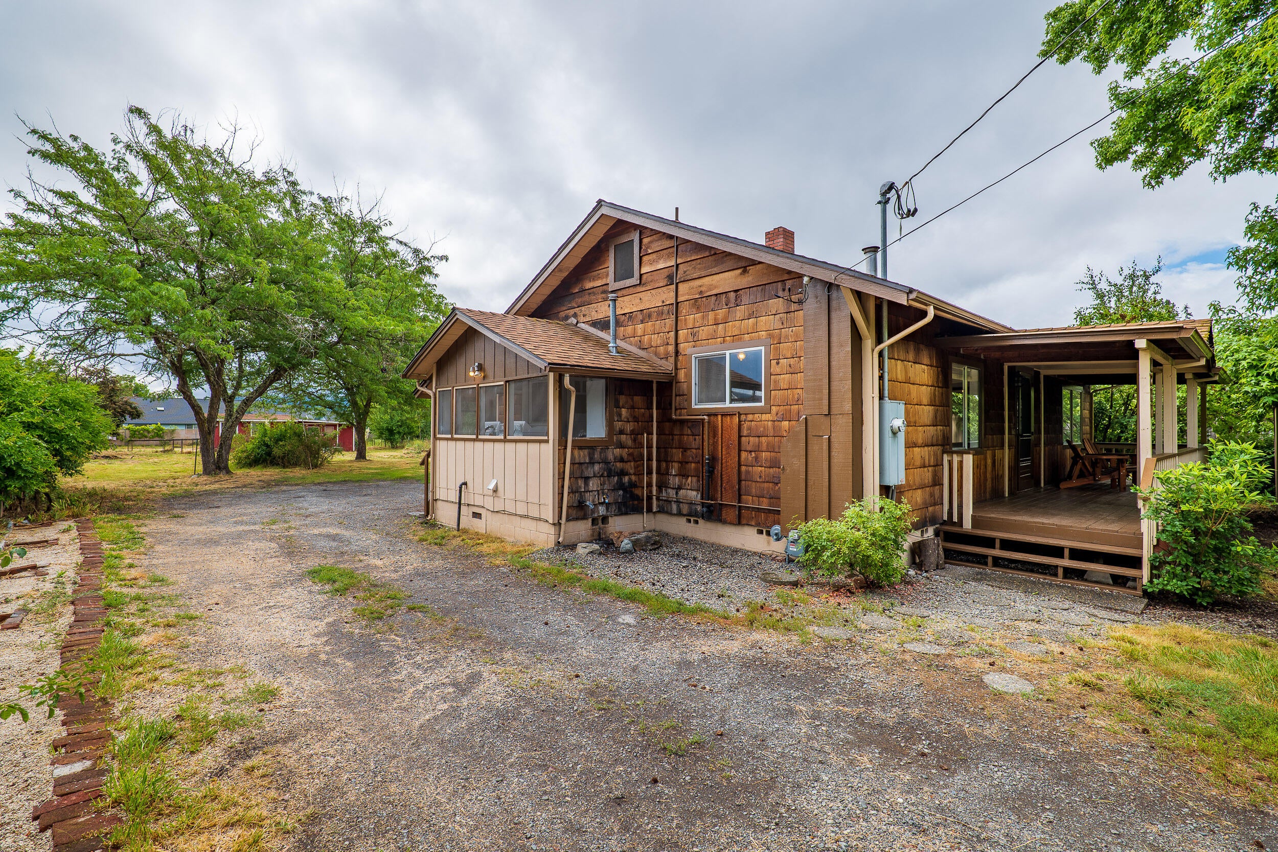 1711 Leonard Road Grants Pass, OR 97527 - Photo 28 of 40 1711SWLeonardRd-028