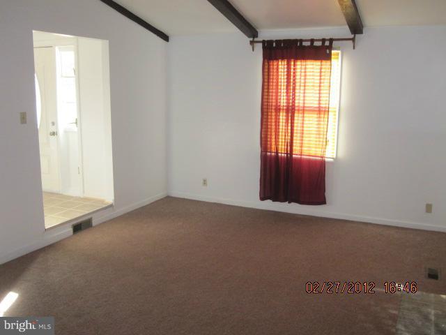 9840 Branchleigh Road Randallstown, MD 21133 - Photo 5 of 18 Family Room
