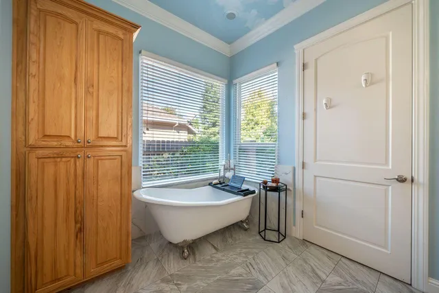 $959,900 | 4813 St Charles Drive, Redding, CA 96002