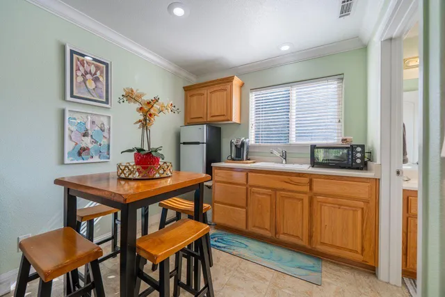 $959,900 | 4813 St Charles Drive, Redding, CA 96002