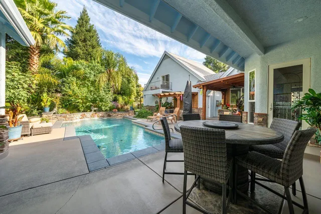 $959,900 | 4813 St Charles Drive, Redding, CA 96002