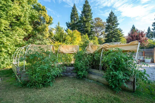 $959,900 | 4813 St Charles Drive, Redding, CA 96002