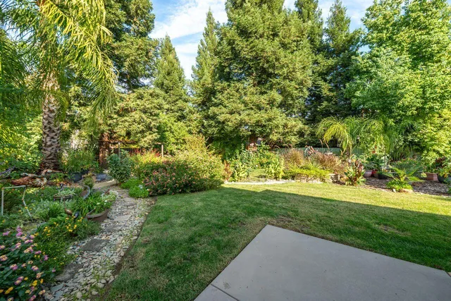 $959,900 | 4813 St Charles Drive, Redding, CA 96002