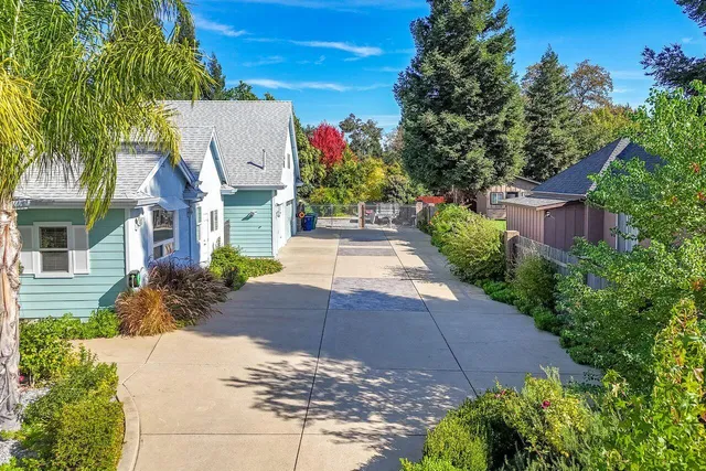 $959,900 | 4813 St Charles Drive, Redding, CA 96002