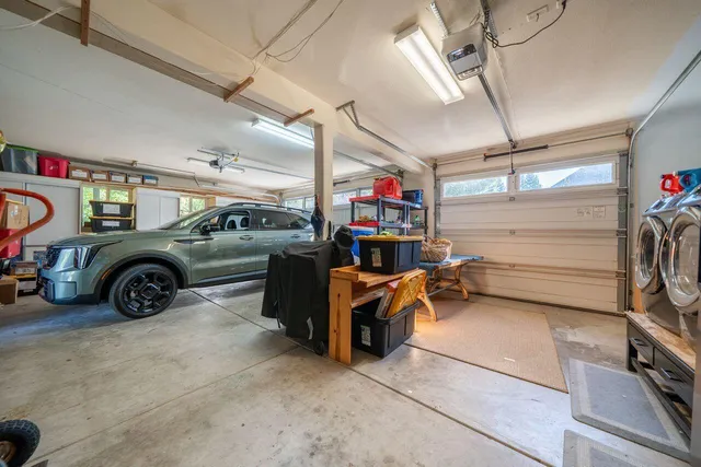 $959,900 | 4813 St Charles Drive, Redding, CA 96002