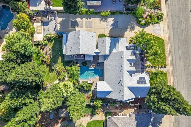 $959,900 | 4813 St Charles Drive, Redding, CA 96002