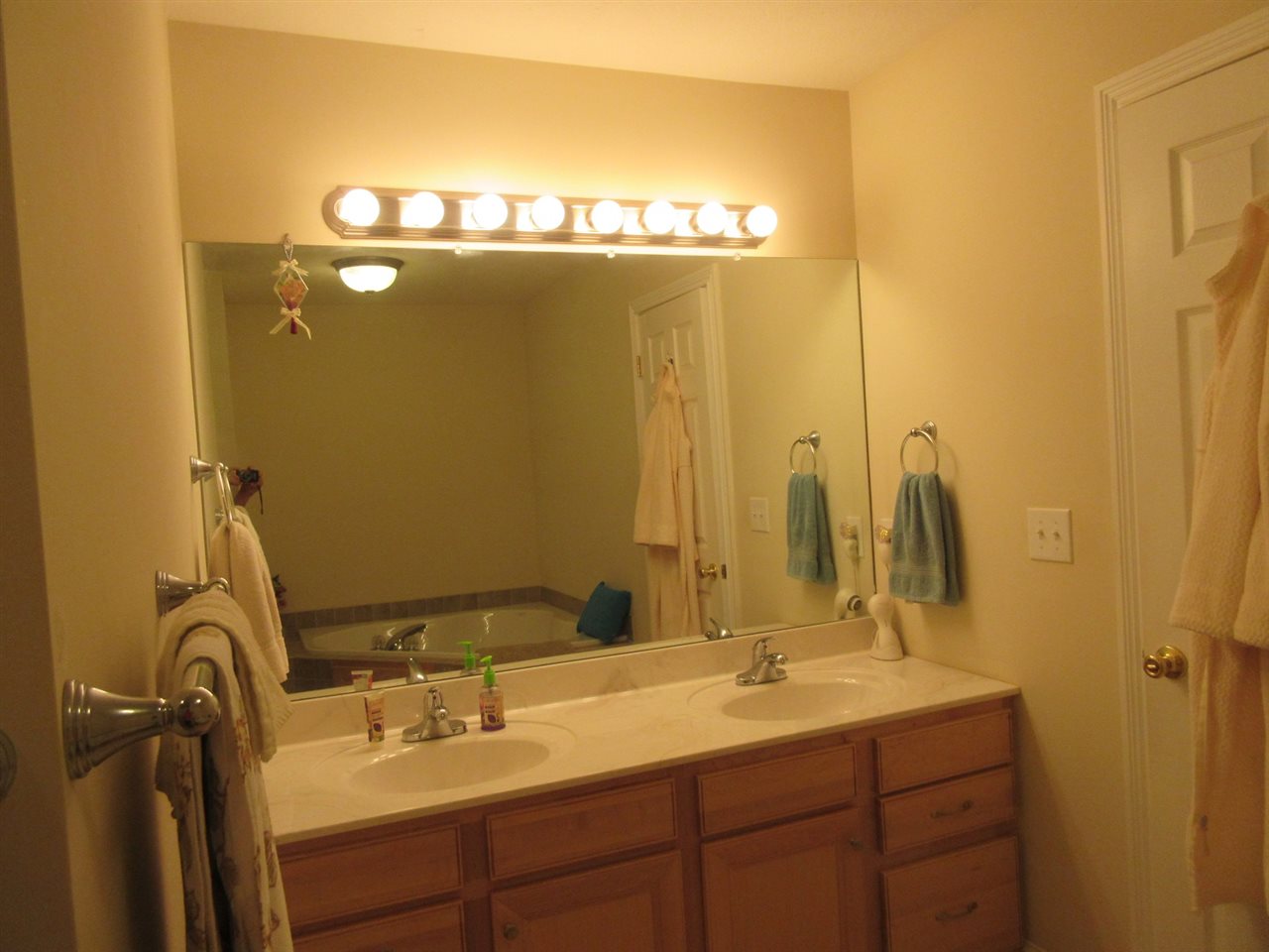 2063 West Arbor Ridge Way Bloomington, IN 47403 - Photo 16 of 27 Gallery Image 16