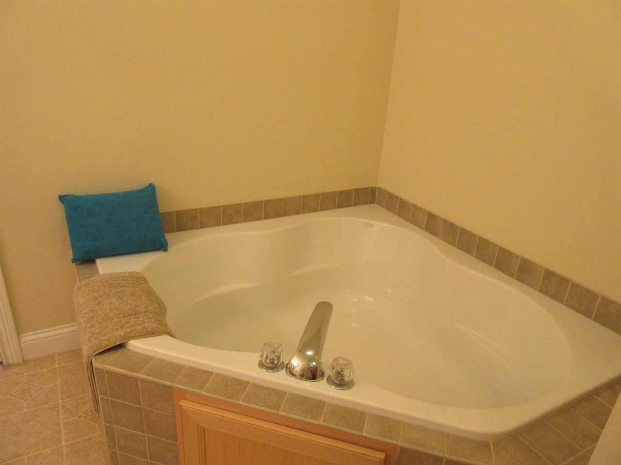 2063 West Arbor Ridge Way Bloomington, IN 47403 - Photo 17 of 27 Gallery Image 17