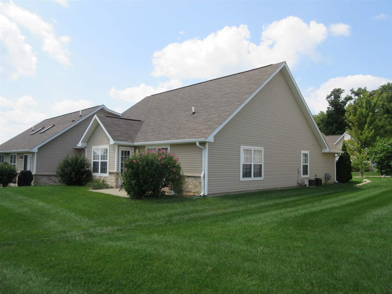 2063 West Arbor Ridge Way Bloomington, IN 47403 - Photo 23 of 27 Gallery Image 23